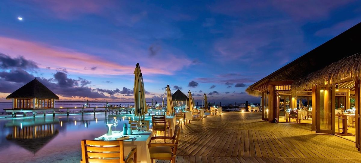 About d'best Hotel
